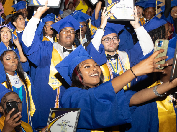 Photo of YACS graduates 